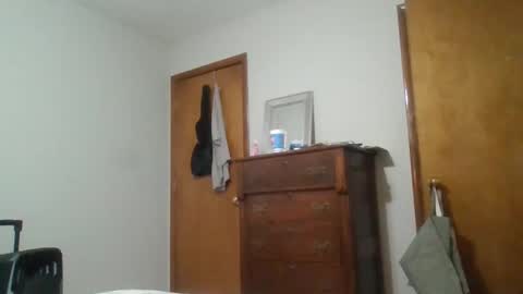 greeneyebandit online show from April 27, 10:56 am