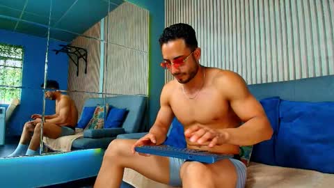 Vans Ross online show from March 10, 7:31 pm