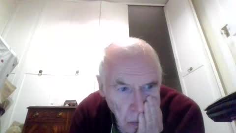 Snapshot of vaughan1010 chatting on October 31, 9:18 pm vaughan1010 online show from October 31, 9:18 pm