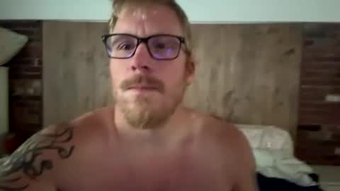 vaxildon13 online show from September 11, 12:26 pm