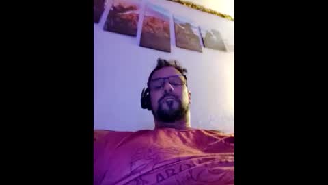 Snapshot of vegasdadbod chatting on December 22, 12:49 pm vegasdadbod online show from December 22, 12:49 pm