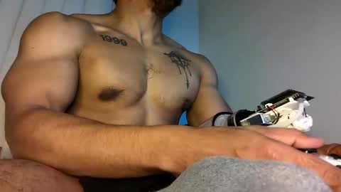 Vegas Love online show from October 9, 7:02 am