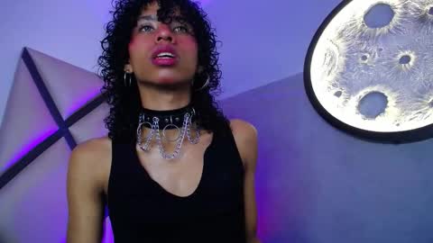 venuss_03 online show from January 6, 3:21 am