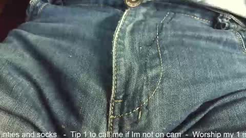 Erik online show from November 24, 9:32 am