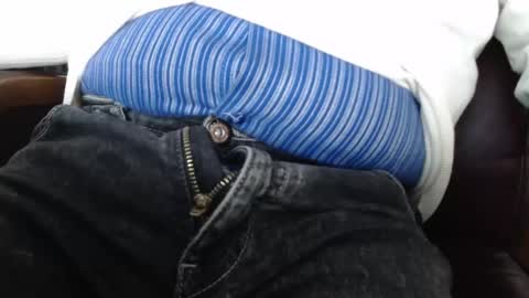 Erik online show from February 14, 7:54 pm