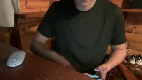 Snapshot of vexelgain chatting on October 2, 2:26 am HendasWerout online show from October 2, 2:26 am