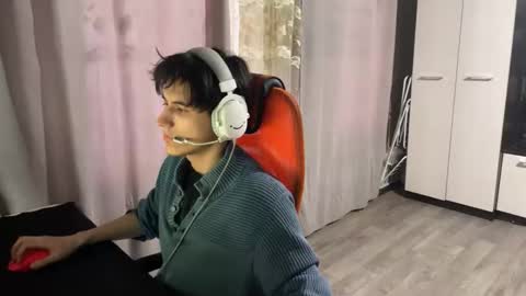 vialeras online show from March 6, 2:41 am