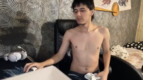 vialeras online show from September 15, 1:08 am