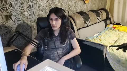 vialeras online show from January 3, 10:19 pm