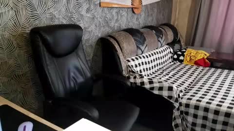 vialeras online show from February 14, 3:54 am