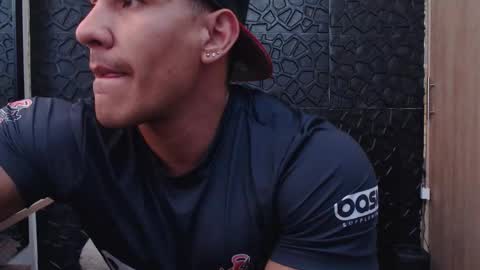 Viktor Herrera online show from January 11, 6:44 pm