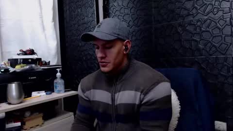 Viktor Herrera online show from February 7, 9:58 am