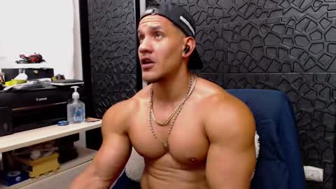 Viktor Herrera online show from February 19, 5:38 pm