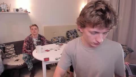 Snapshot of vince__dice chatting on October 24, 8:54 pm Dimoooooon online show from October 24, 8:54 pm