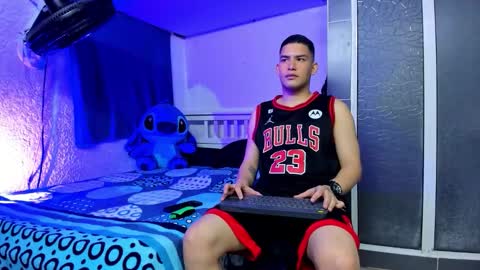 Vincent Brown online show from January 11, 8:07 am