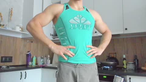 Vincent.  uncut 18cm online show from December 23, 8:44 am