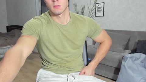 Vincent.  uncut 18cm online show from December 9, 6:52 pm