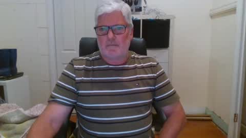 Snapshot of viper654321 chatting on January 12, 8:36 am viper654321 online show from January 12, 8:36 am