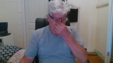 Snapshot of viper654321 chatting on January 6, 7:52 am viper654321 online show from January 6, 7:52 am