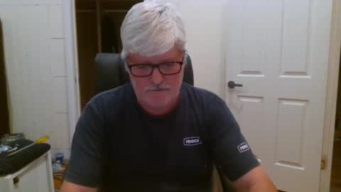 Snapshot of viper654321 chatting on September 10, 7:51 am viper654321 online show from September 10, 7:51 am