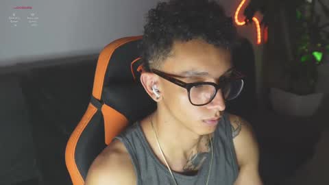 VITO BENZ online show from October 6, 11:53 pm