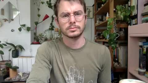 Viv online show from March 12, 9:34 am