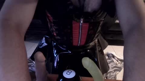 vixensixx online show from May 30, 1:05 am