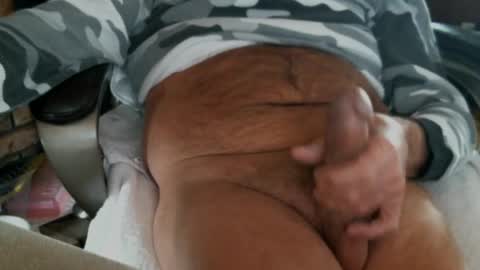 Snapshot of vnpg92 chatting on February 18, 6:39 pm vnpg92 online show from February 18, 6:39 pm