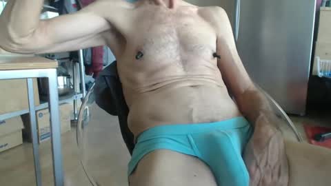 VOLT UPS online show from January 3, 7:18 pm