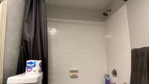 vonnieeb2x online show from November 30, 4:58 am