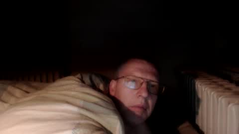 vthomasp719 online show from April 19, 5:40 am