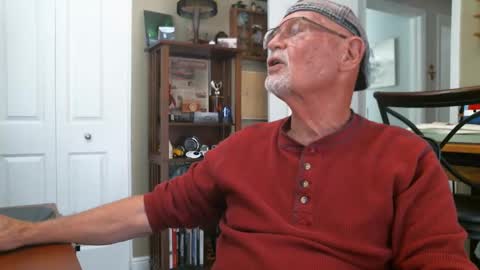 Vueuorme online show from December 4, 6:06 pm