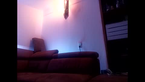 Snapshot of walex0900 chatting on October 23, 9:24 am walex0900 online show from October 23, 9:24 am