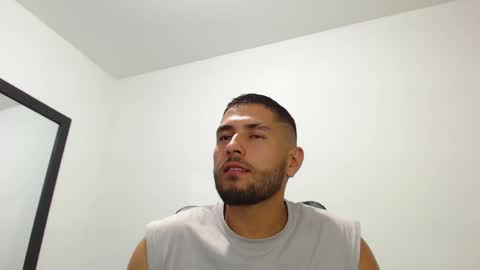 Snapshot of walter_brownn01 chatting on January 17, 12:10 am WALTER BROWN  online show from January 17, 12:10 am