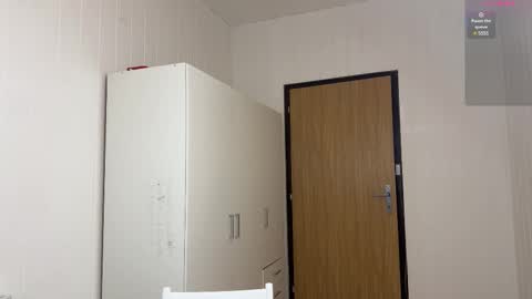 new online show from February 24, 11:54 am