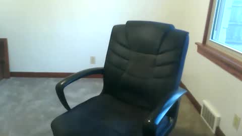 Snapshot of watchez321 chatting on February 4, 1:16 pm watchez321 online show from February 4, 1:16 pm