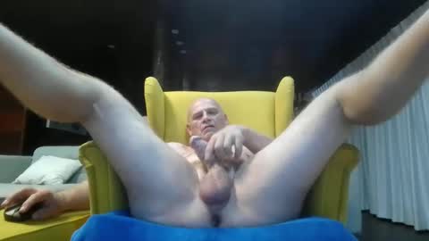 Snapshot of watchingnow1 chatting on December 13, 1:44 pm watchingnow1 online show from December 13, 1:44 pm