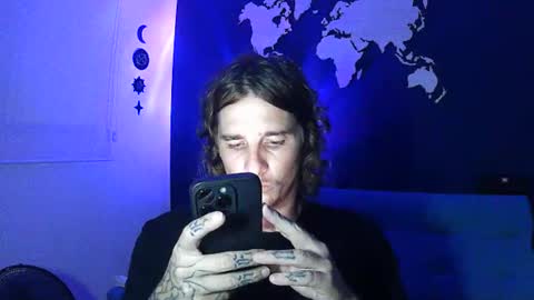 wave_boyy online show from April 4, 1:57 am