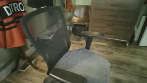 wazooforty2 online show from January 23, 11:26 pm