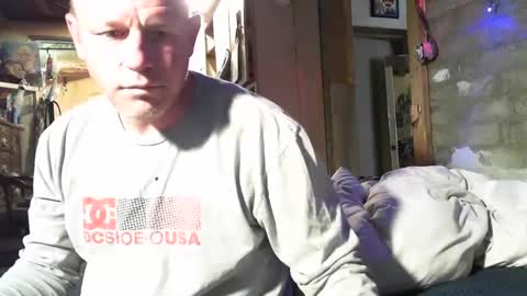 wcnmail24 online show from March 2, 2:25 pm