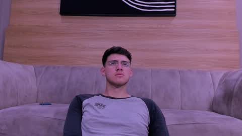 Jhonny Dick  his neighbors. online show from March 2, 8:16 pm