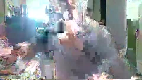 wg_colbert_noir online show from September 17, 6:31 pm