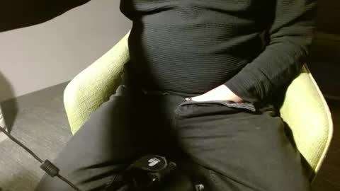 whatashot online show from December 19, 4:20 am