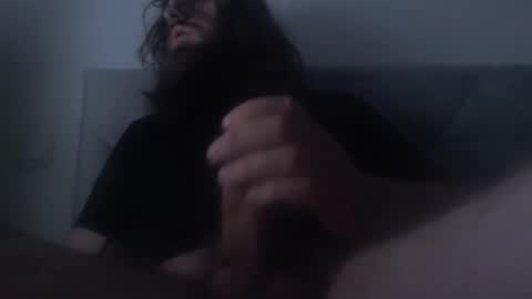 whatshelikesandloves online show from February 1, 8:35 am