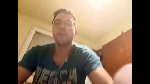 stoffy online show from February 1, 3:08 am