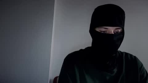 whispero_o online show from December 23, 9:07 am