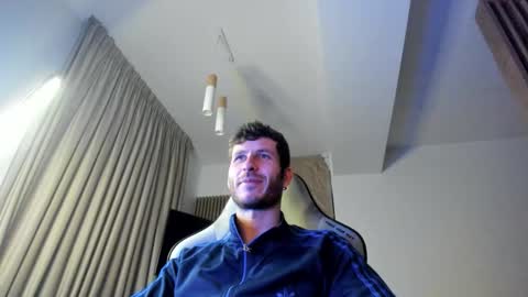 Michael online show from February 22, 7:48 pm