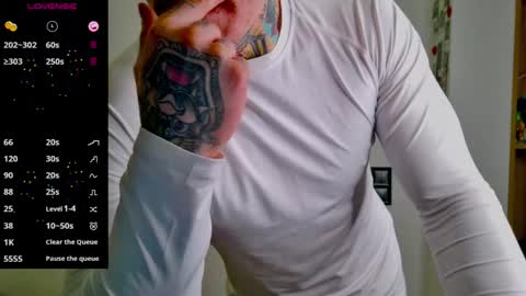 Max online show from February 10, 3:06 pm