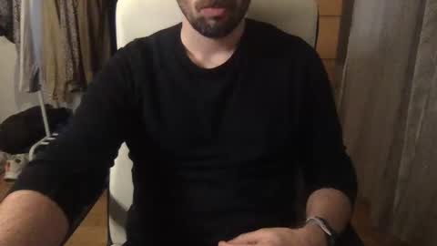 White guyyy online show from November 1, 1:09 am