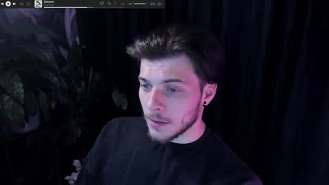 Gus online show from April 16, 10:34 pm